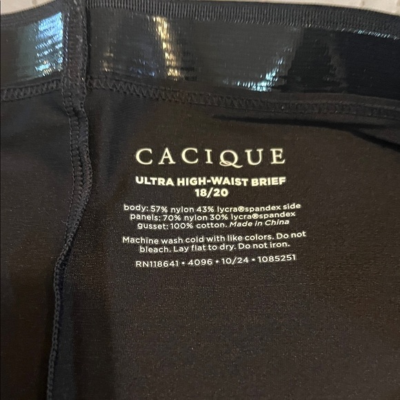 Cacique Black Ultra High-Waisted Brief Level 3 - Picture 4 of 11